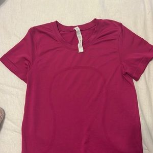 Swiftly Tech Short Sleeve Shirt